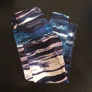 Apana 5/8 length workout tights